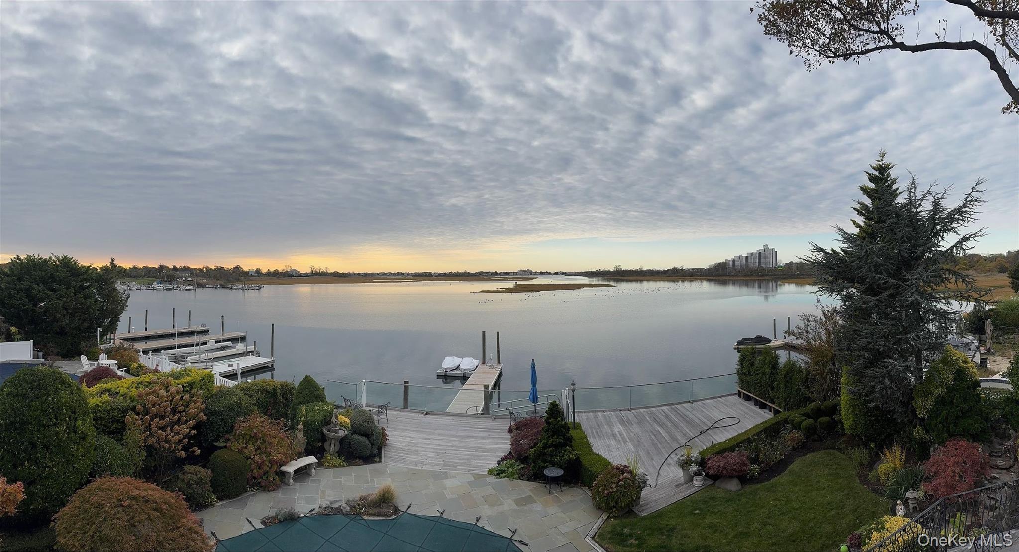 #5 photo, 49 Harborview, Lawrence , NY 11559