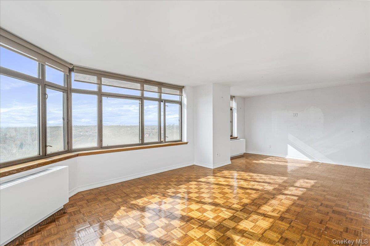 #7 photo, 112-01 Queens Boulevard, Forest Hills , NY 11375