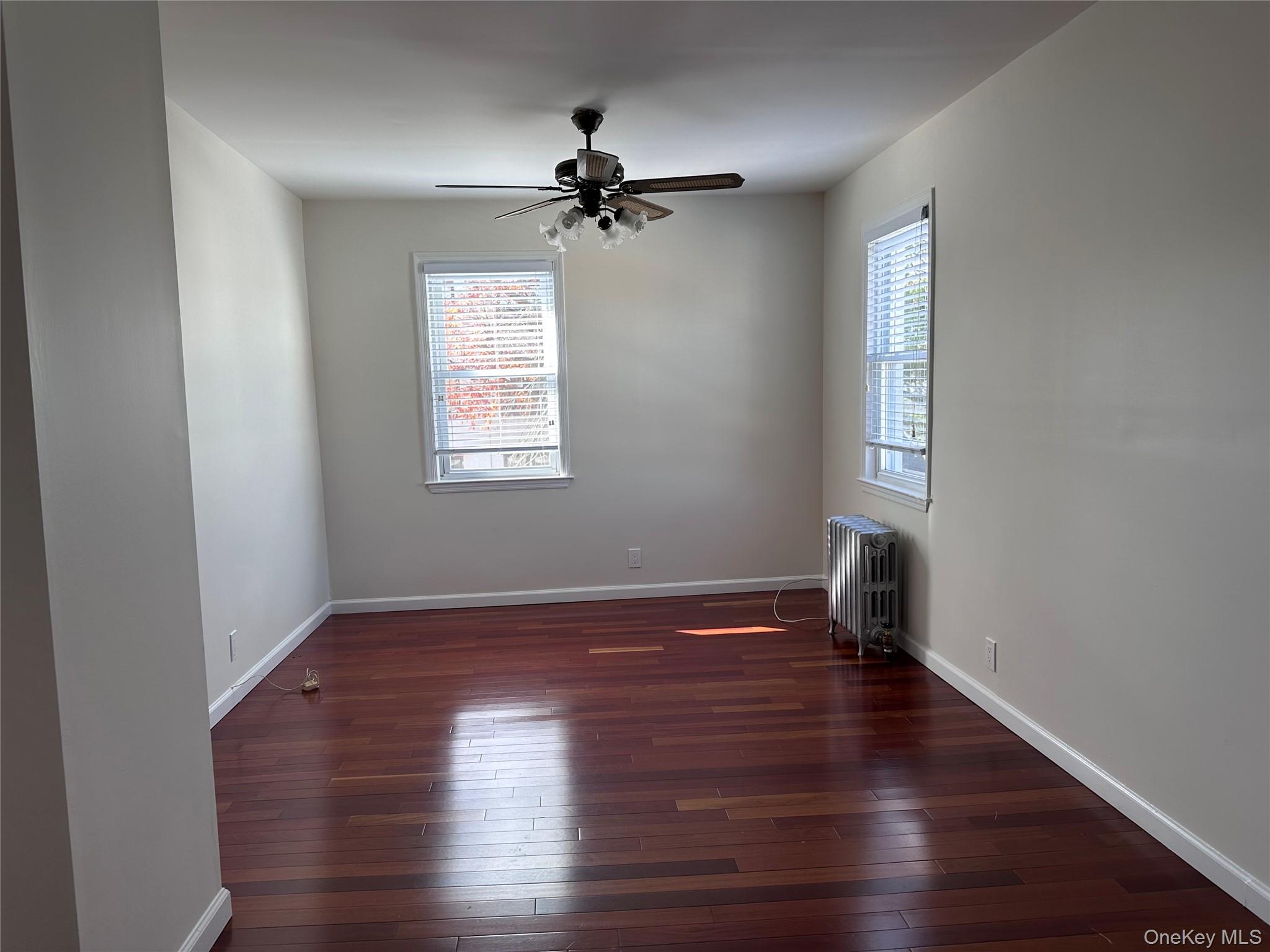 #6 photo, 154 Grant Avenue, Mineola , NY 11501