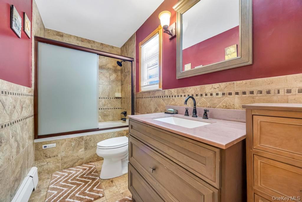 #16 photo, 53 Stevenson Place, Deer Park , NY 11729