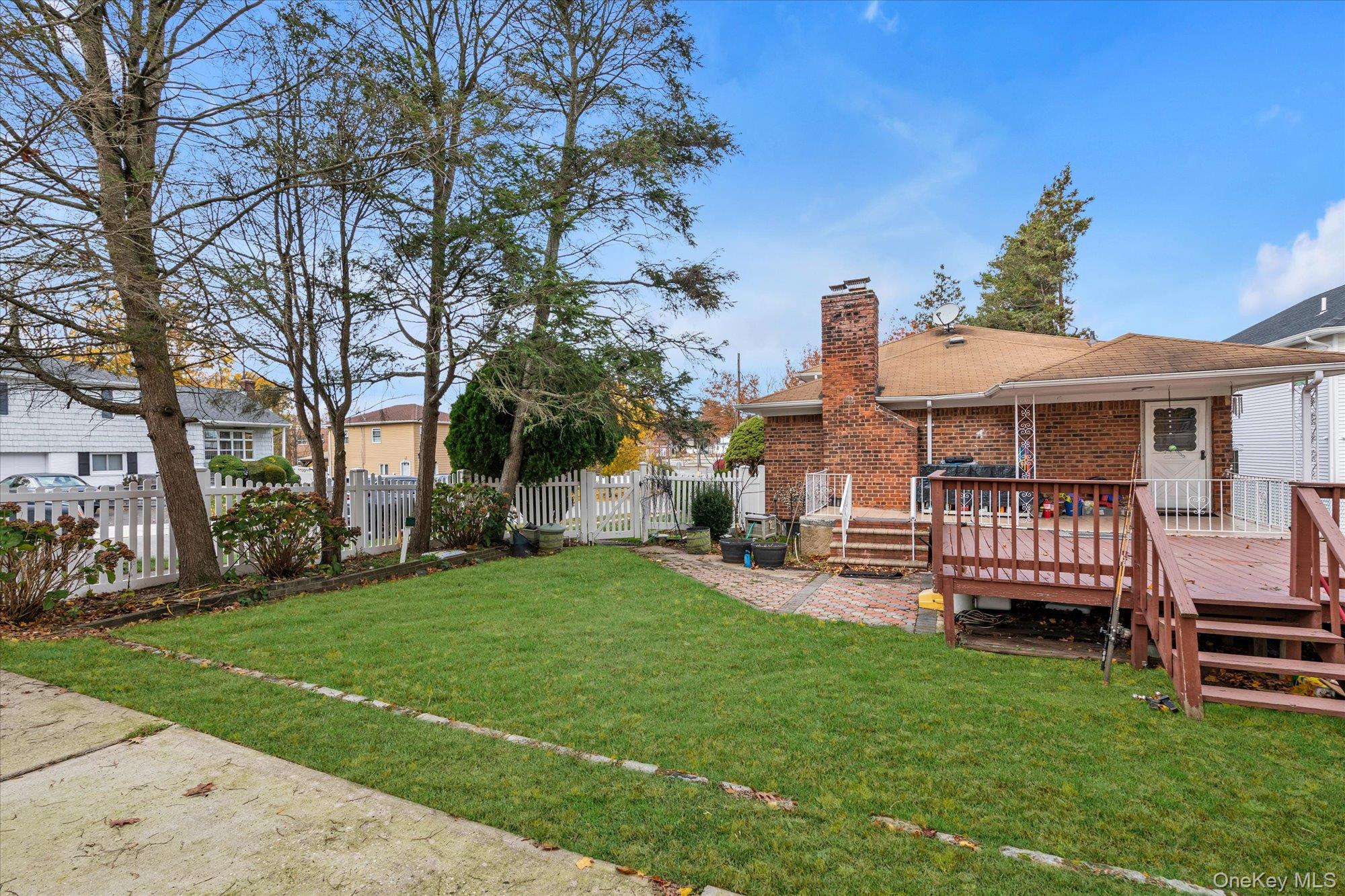 #13 photo, 26 Humphrey Drive, Syosset , NY 11791