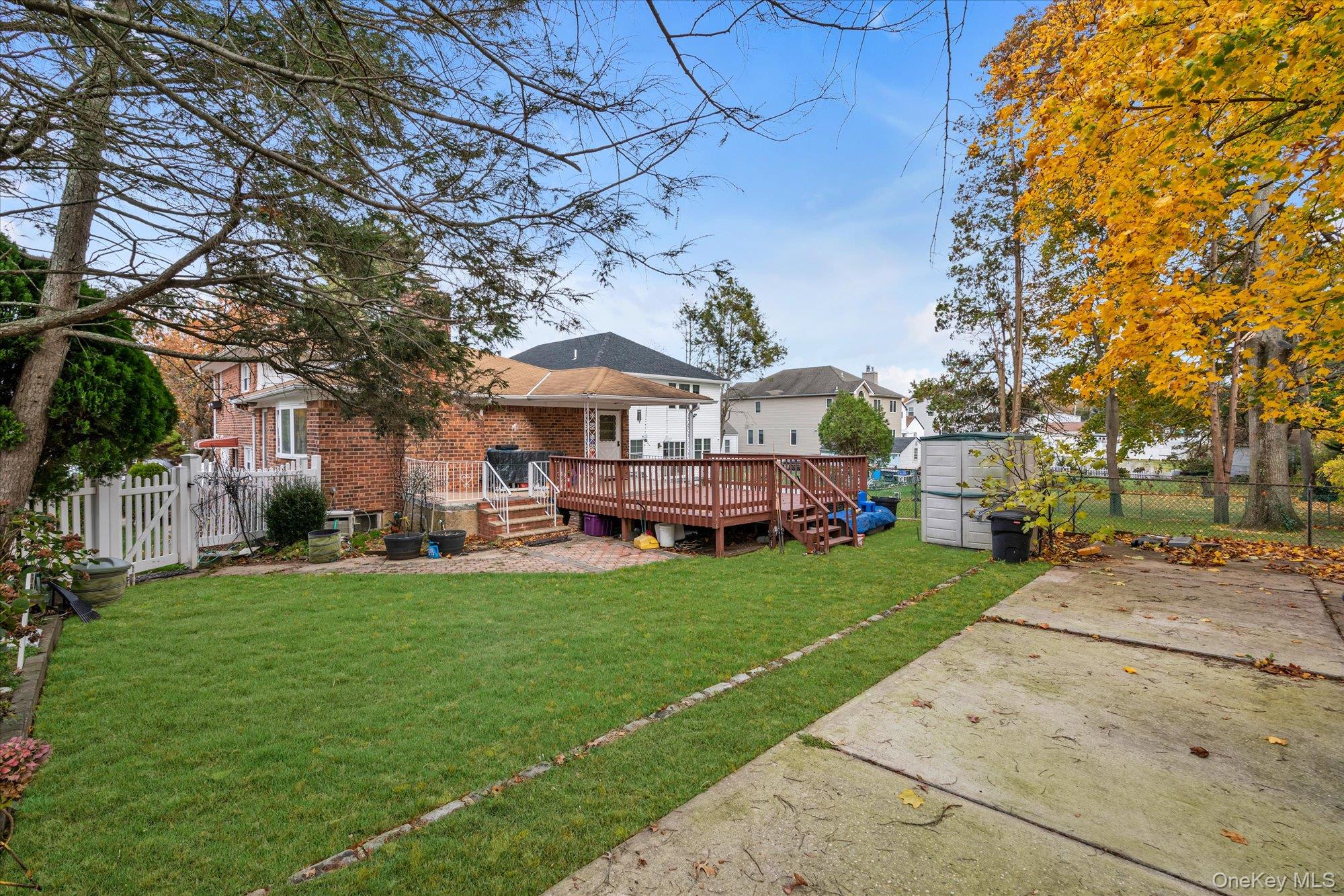 #16 photo, 26 Humphrey Drive, Syosset , NY 11791