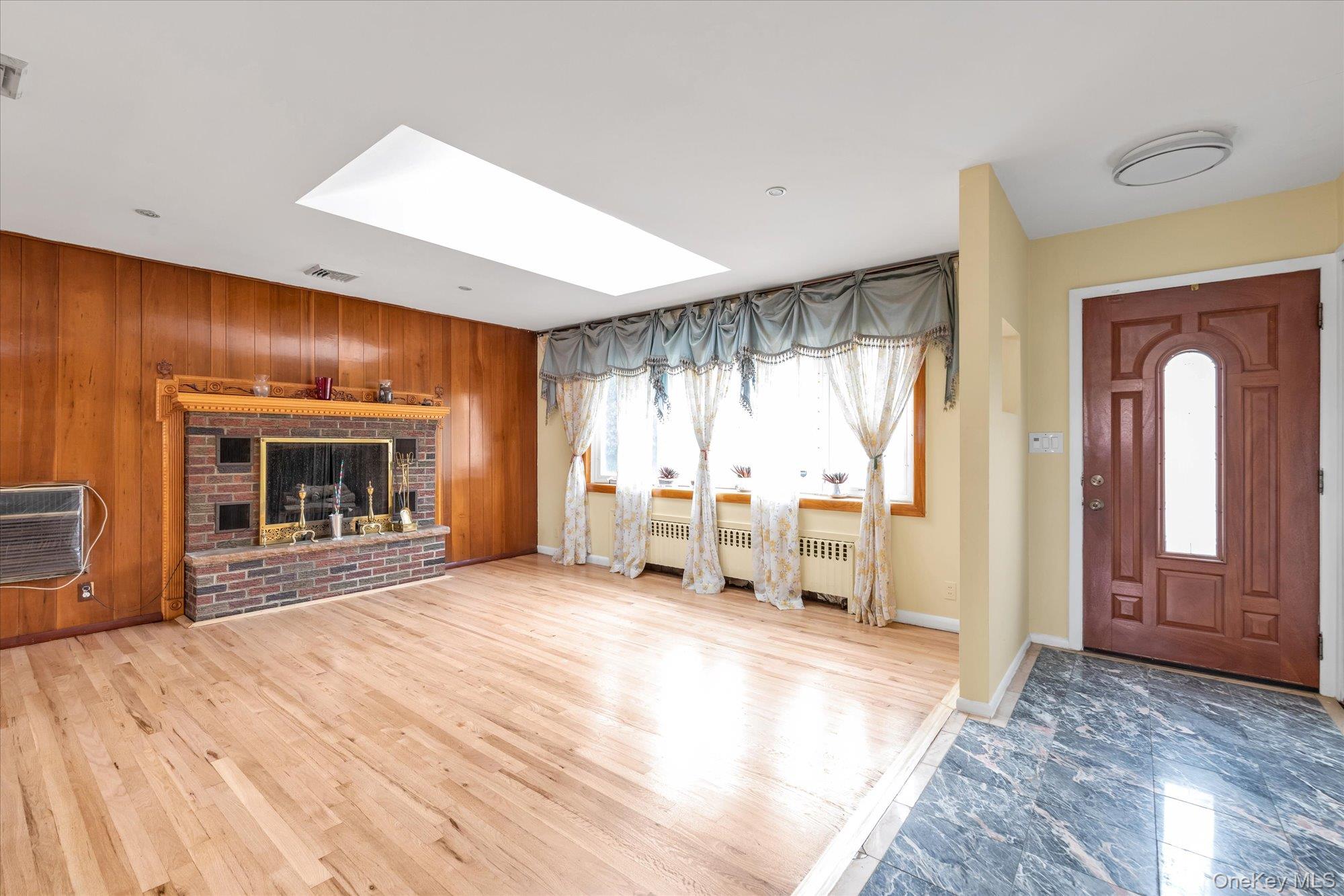 #2 photo, 26 Humphrey Drive, Syosset , NY 11791