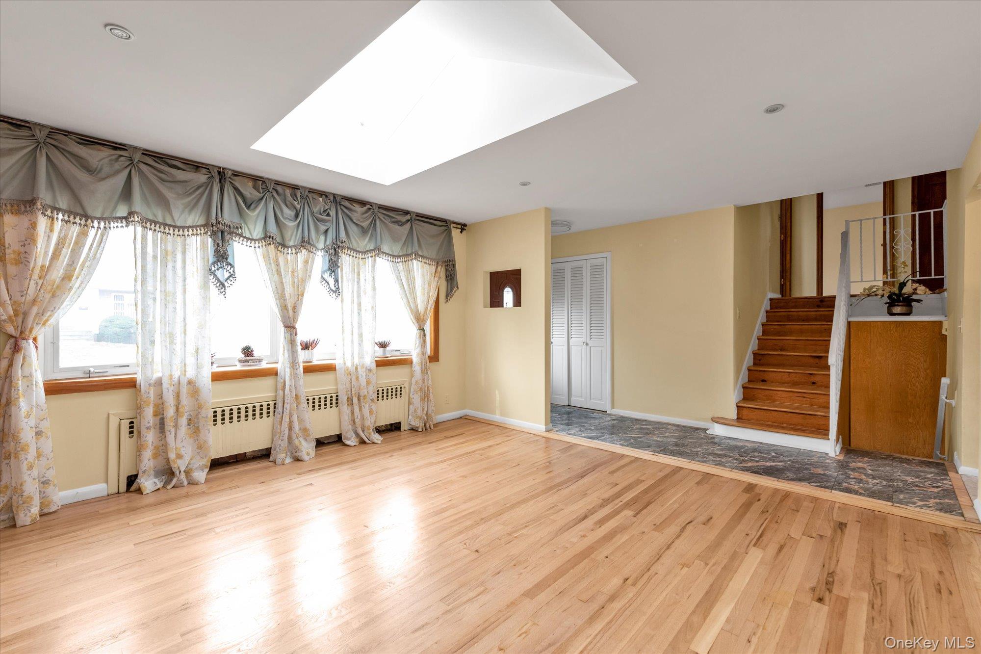 #3 photo, 26 Humphrey Drive, Syosset , NY 11791