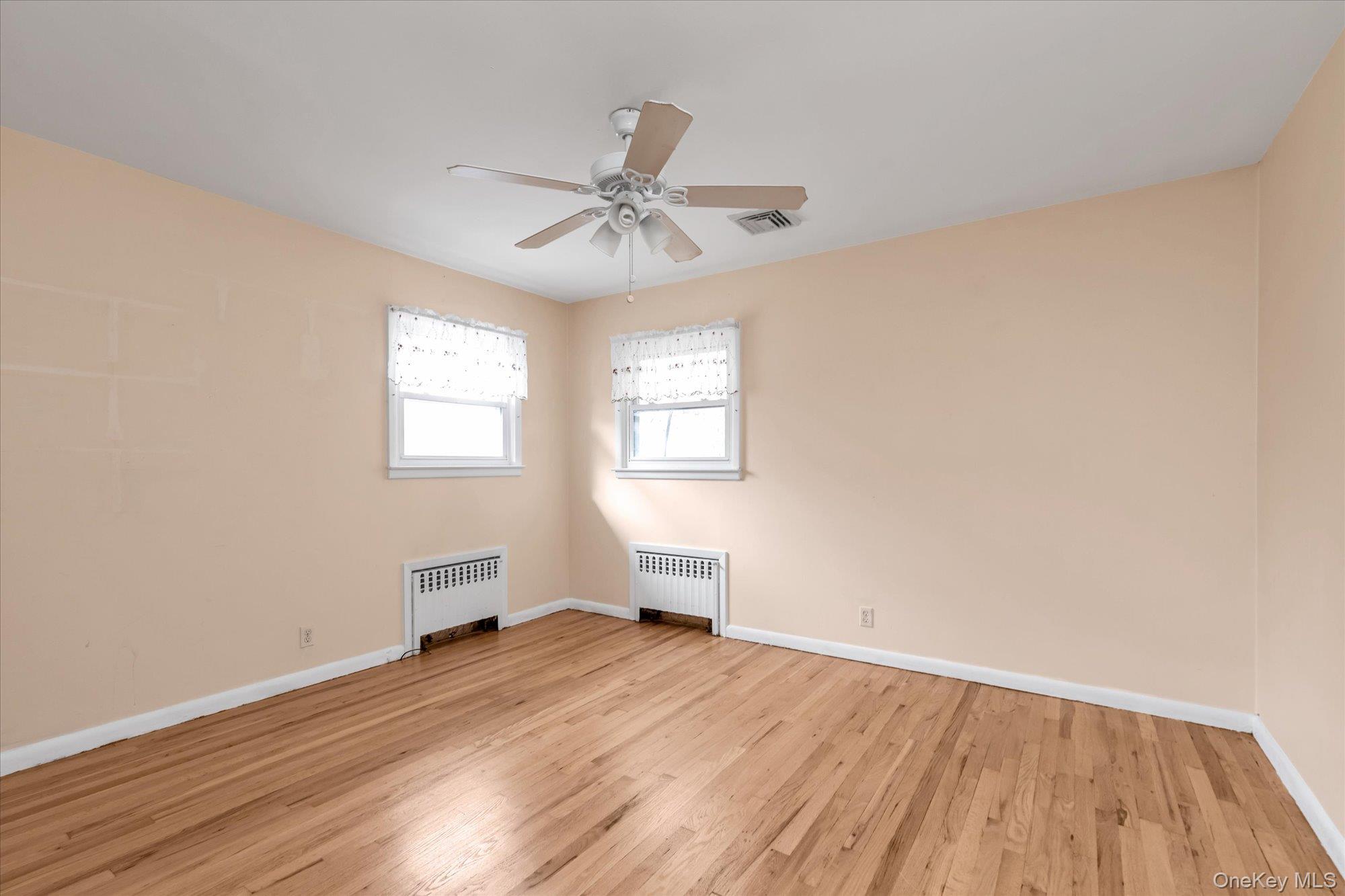 #6 photo, 26 Humphrey Drive, Syosset , NY 11791