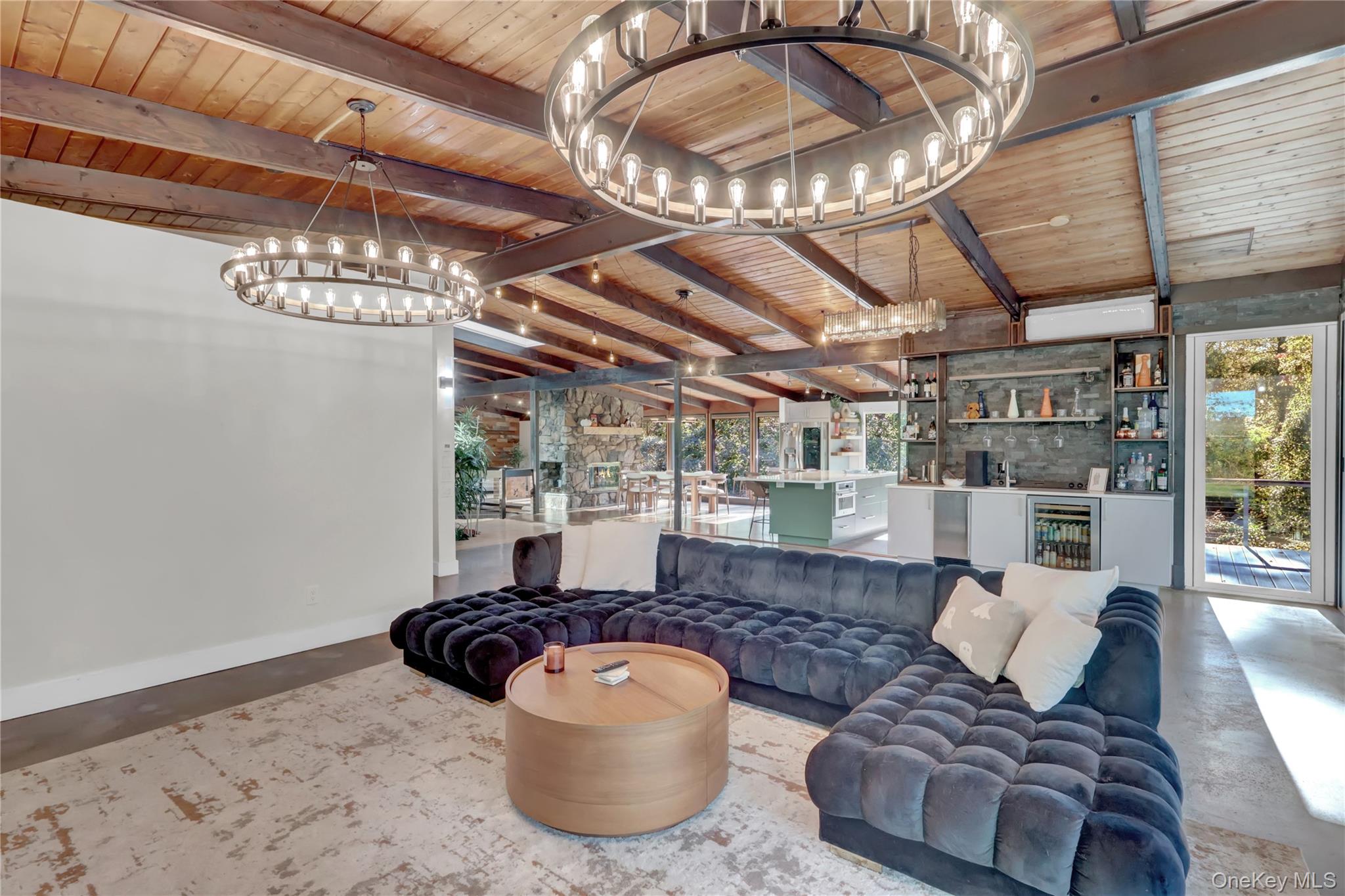 #16 photo, 131 Oakside Drive, Smithtown , NY 11787