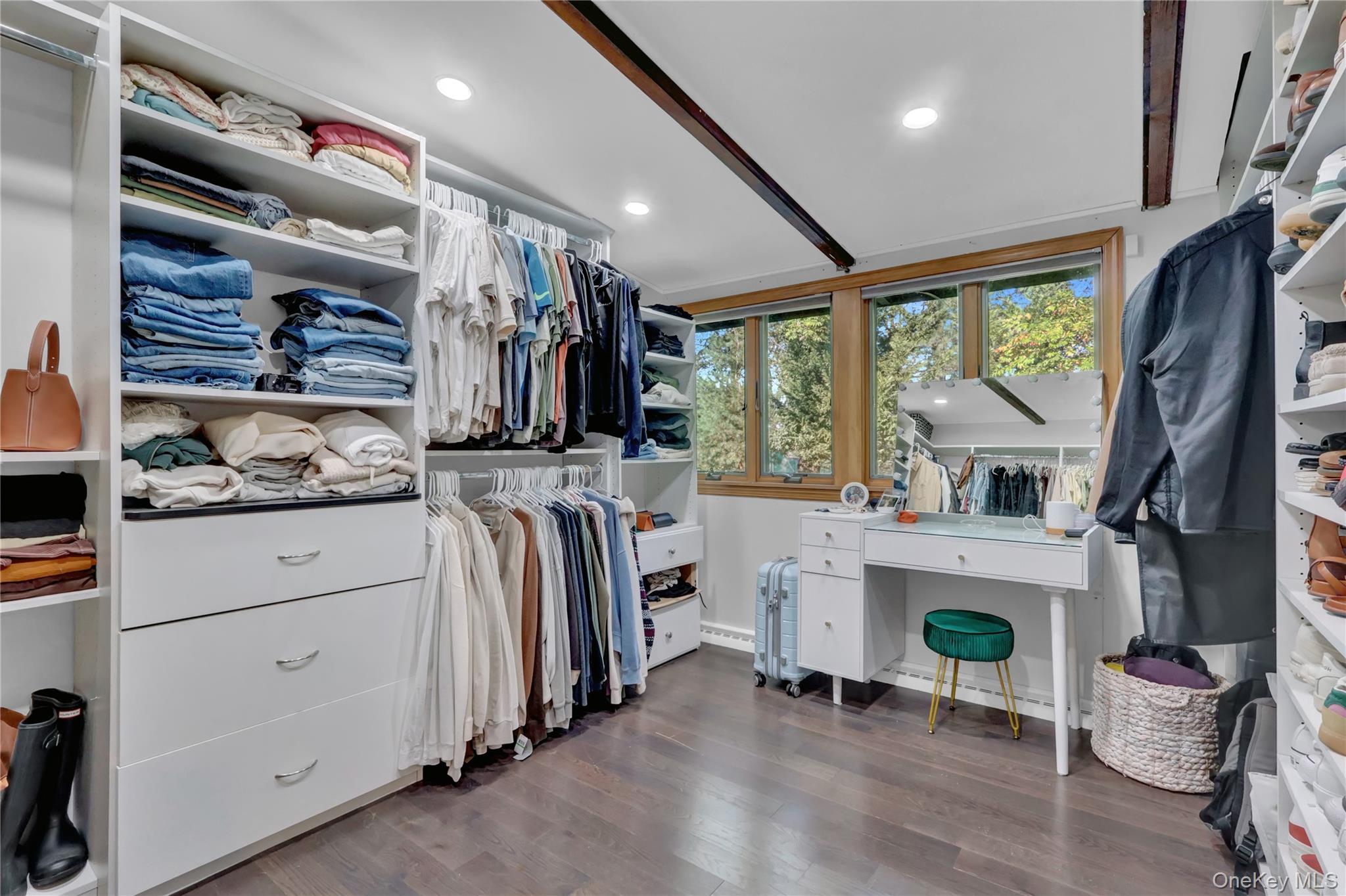 #19 photo, 131 Oakside Drive, Smithtown , NY 11787