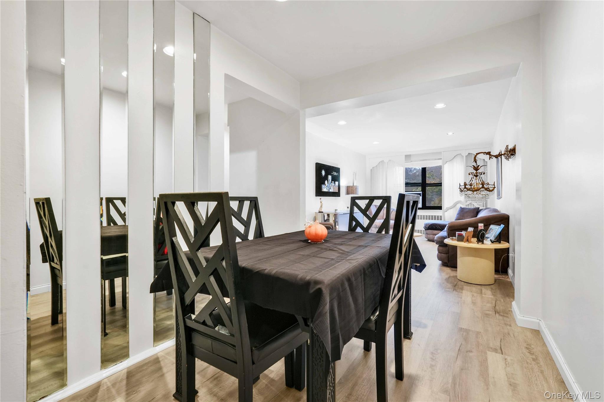 #4 photo, 26-25 141 Street, Flushing , NY 11354