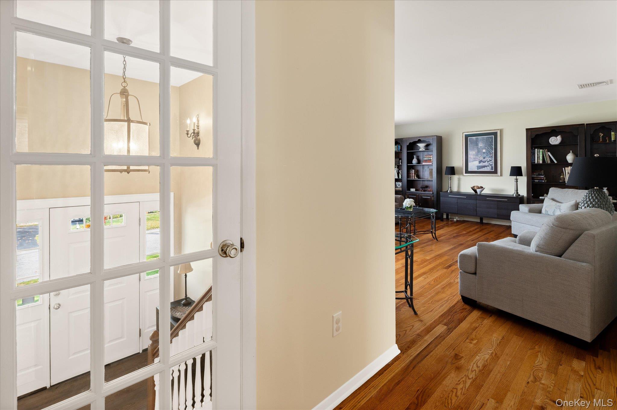 #4 photo, 523 Manchester Road, Yorktown Heights , NY 10598