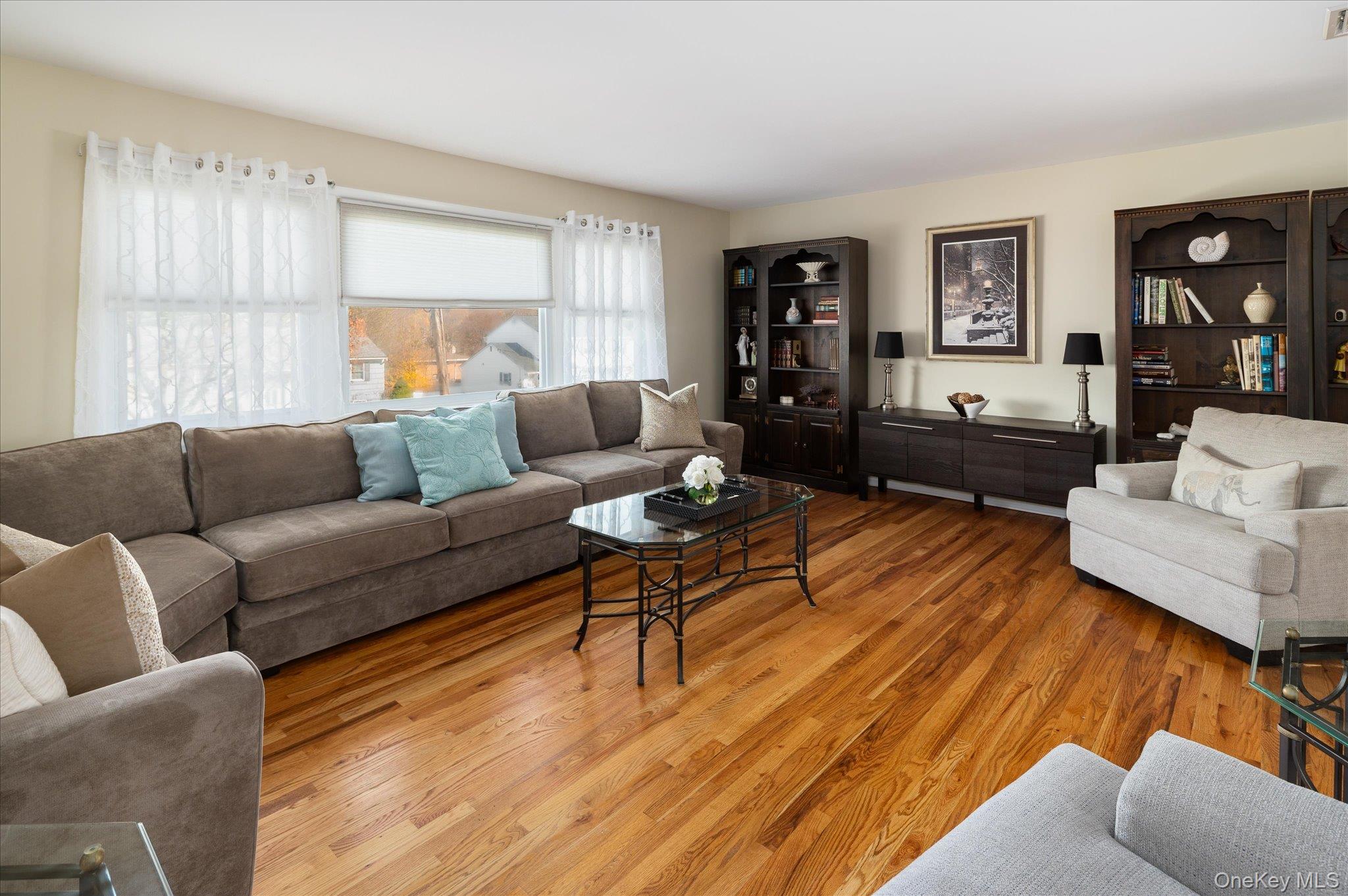 #5 photo, 523 Manchester Road, Yorktown Heights , NY 10598