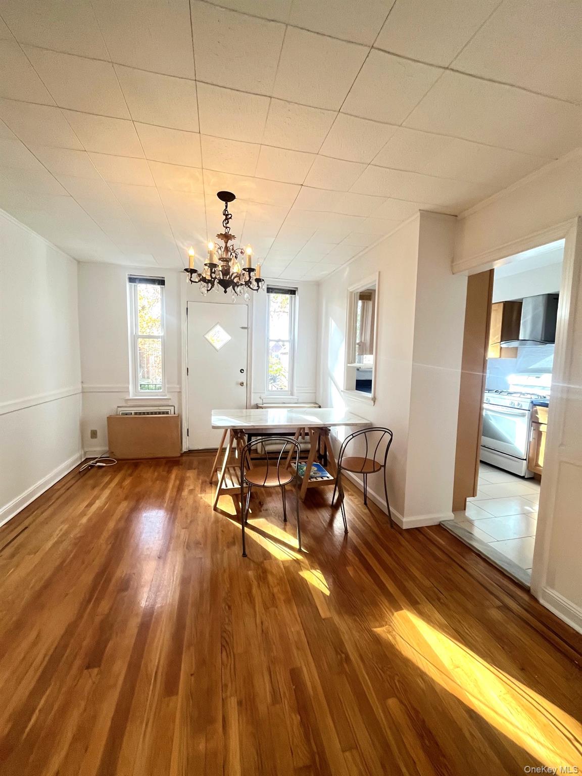 #14 photo, 1945 Paulding Avenue, Bronx , NY 10462