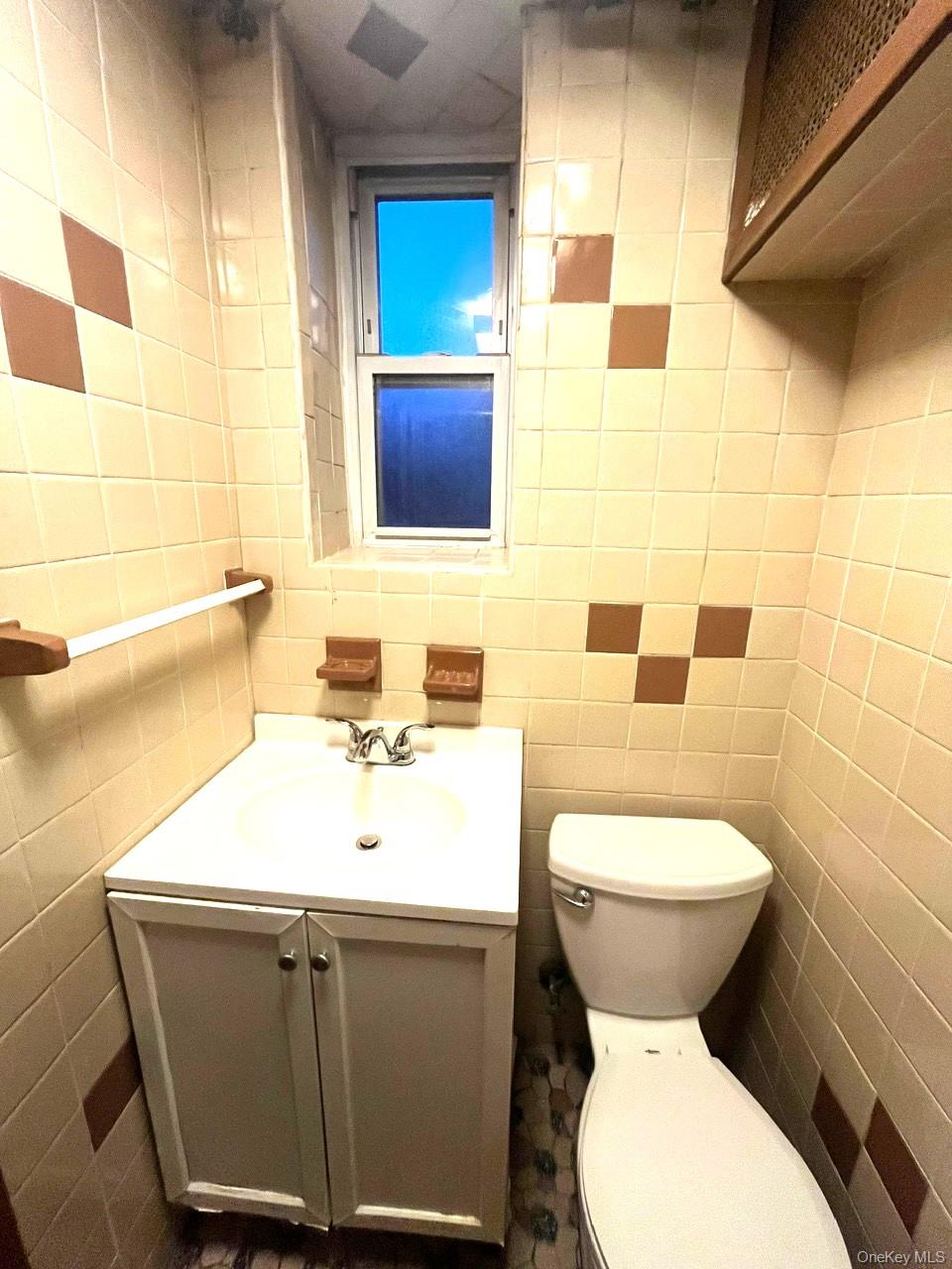 #20 photo, 1945 Paulding Avenue, Bronx , NY 10462