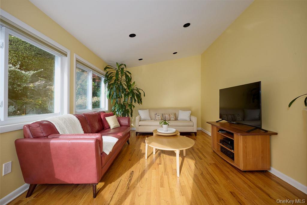 #8 photo, 56 Belleau Avenue, New Rochelle , NY 10804