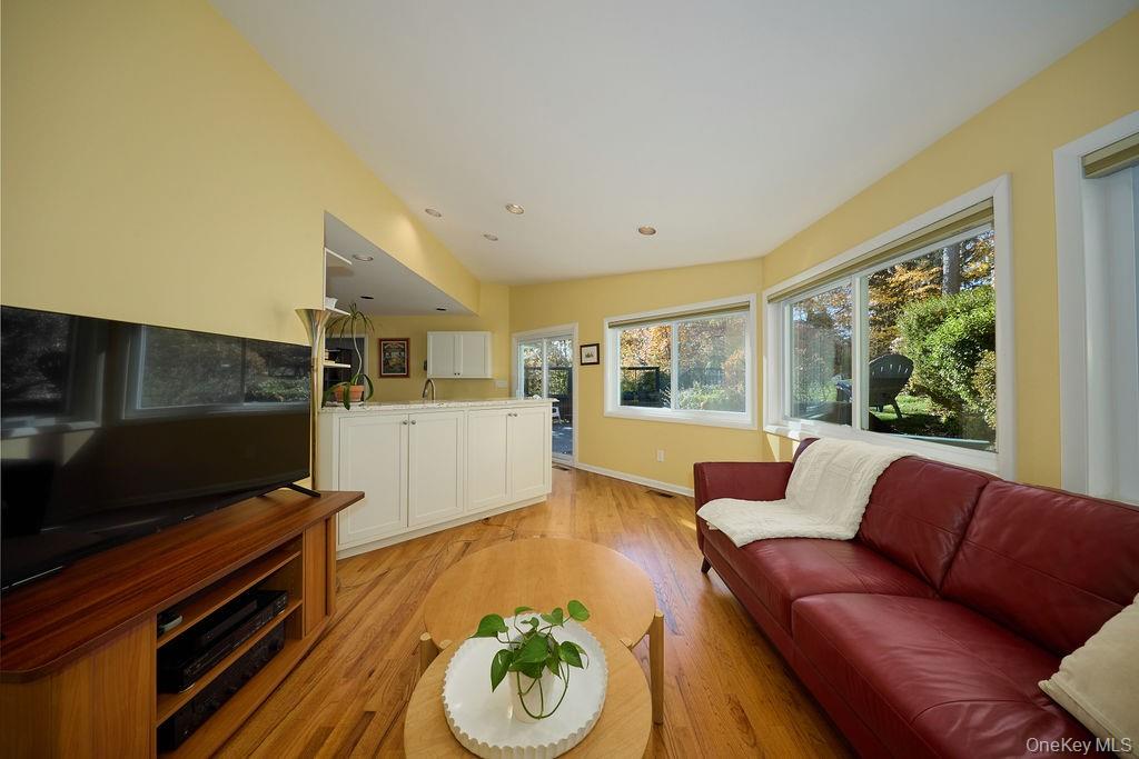 #9 photo, 56 Belleau Avenue, New Rochelle , NY 10804