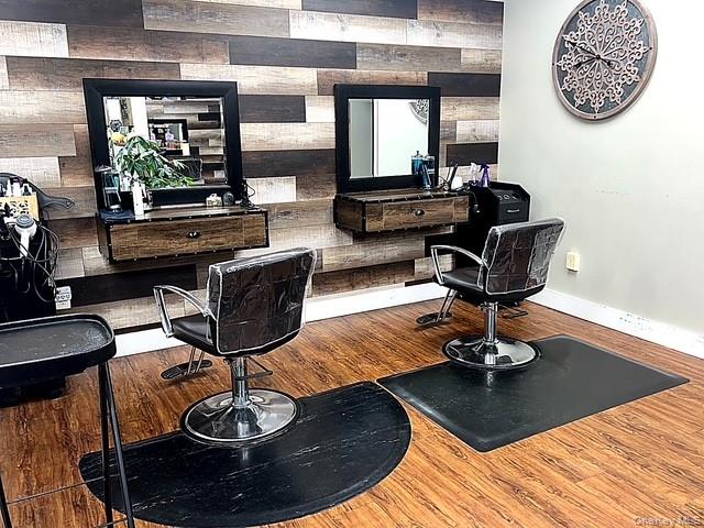 #7 photo, 487 Main Road, Aquebogue , NY 11931