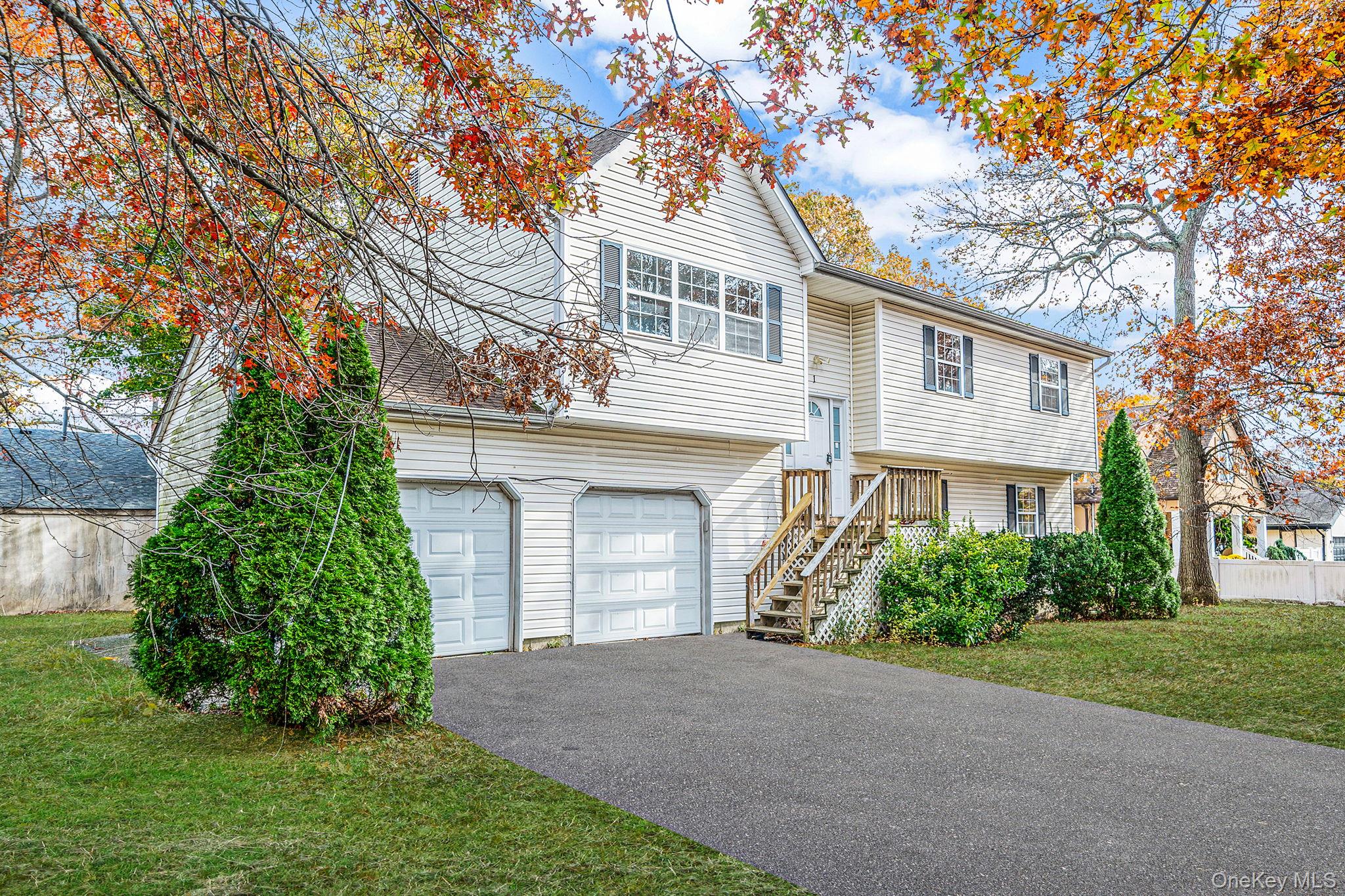 #2 photo, 1 Wendy Drive, Farmingville , NY 11738