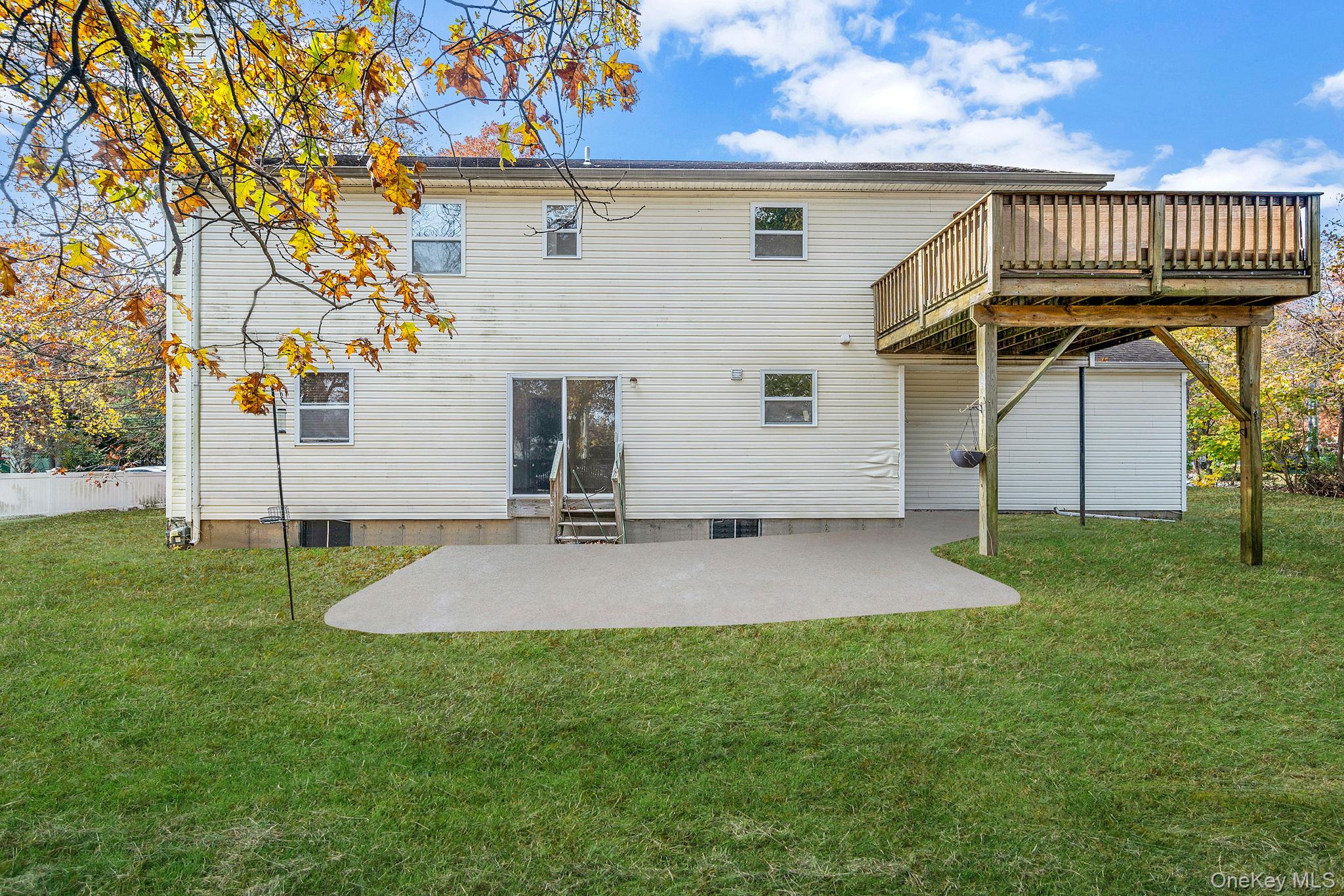 #6 photo, 1 Wendy Drive, Farmingville , NY 11738