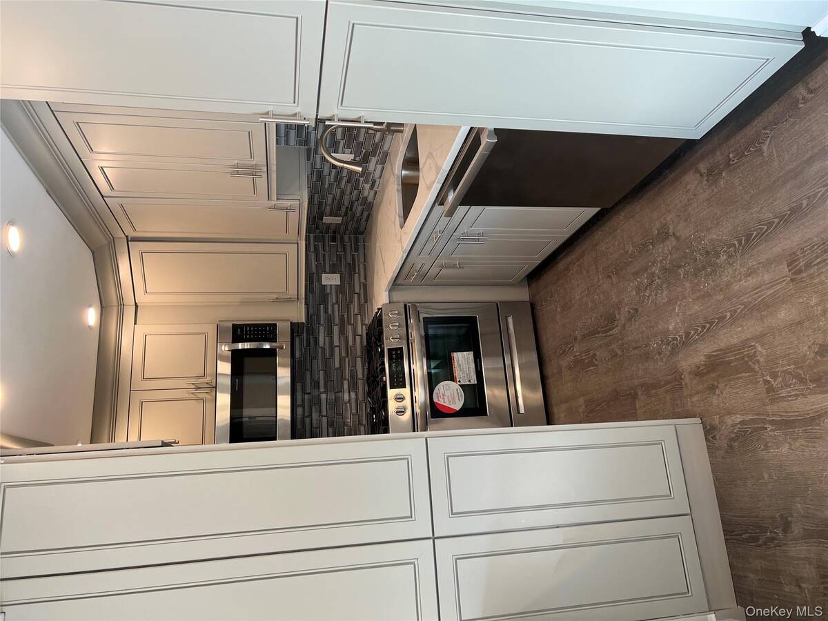 #2 photo, 53 Pointe Circle S, サフォーク郡 Coram , NY 11727