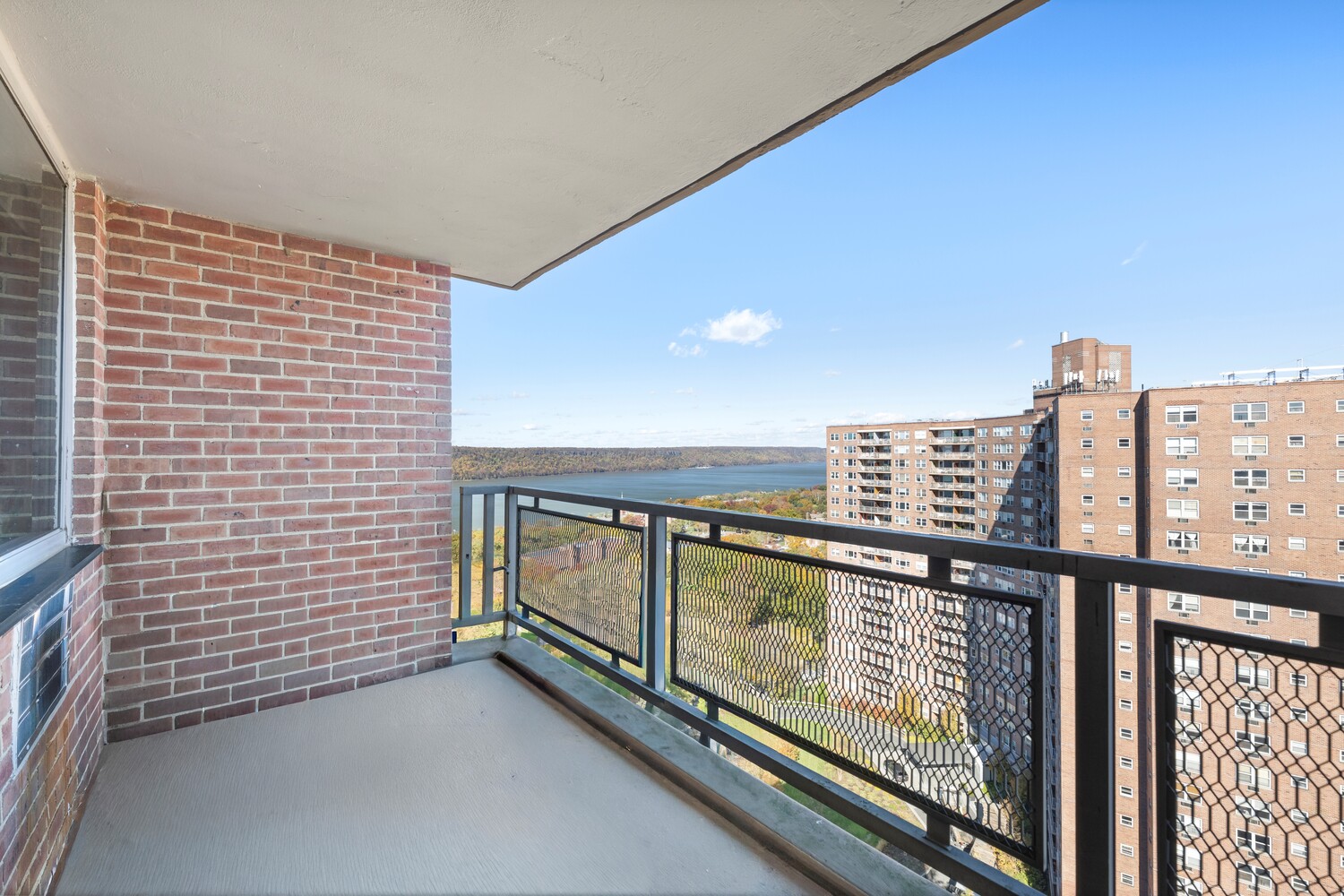 #8 photo, 5800 ARLINGTON Avenue, North Riverdale , NY 10471