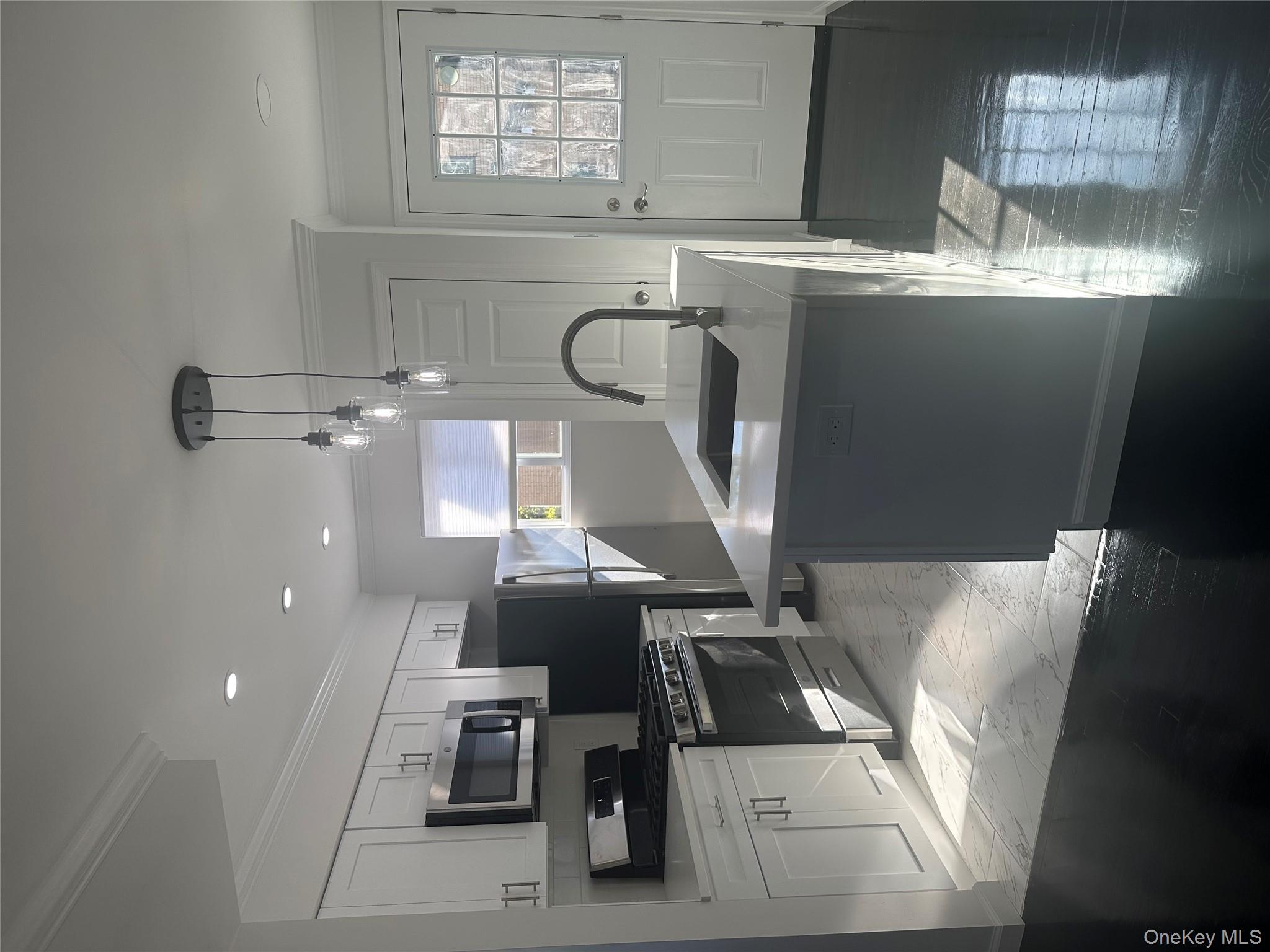 #2 photo, 8 Central Drive, Nanuet , NY 10954