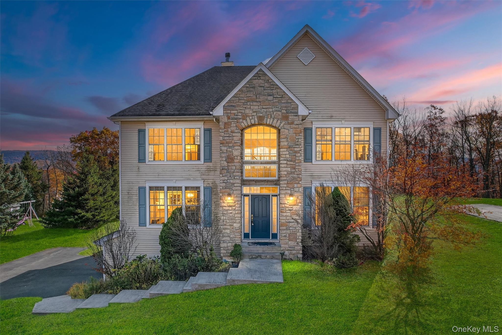 #2 photo, 12 Heather Ridge, Highland Mills , NY 10930