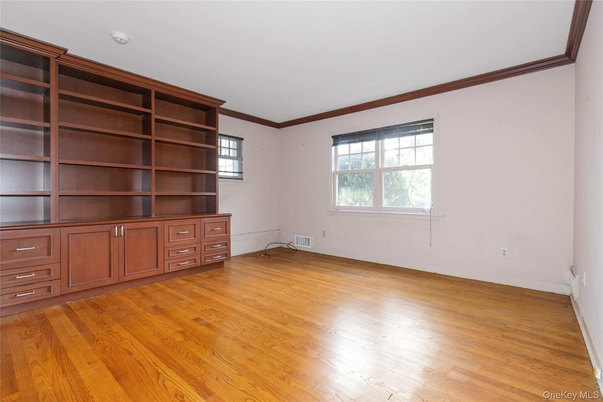 #15 photo, 18 LIGHTHOUSE Road, Kings Point , NY 11024