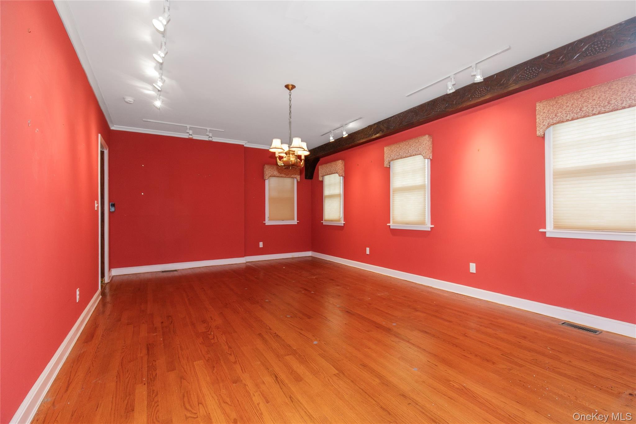 #6 photo, 18 LIGHTHOUSE Road, Kings Point , NY 11024