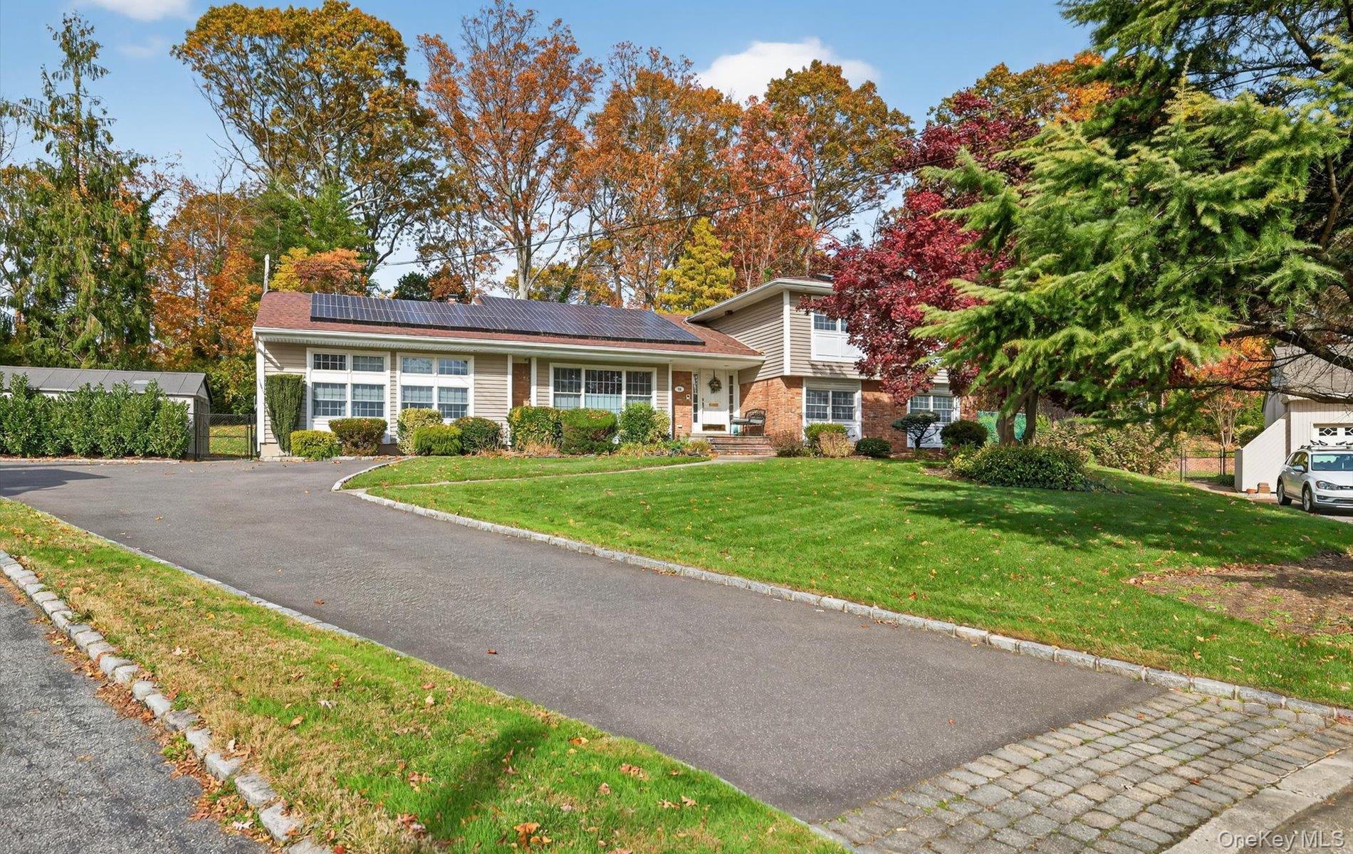 #1 photo, 10 Sorgi Court, Plainview , NY 11803