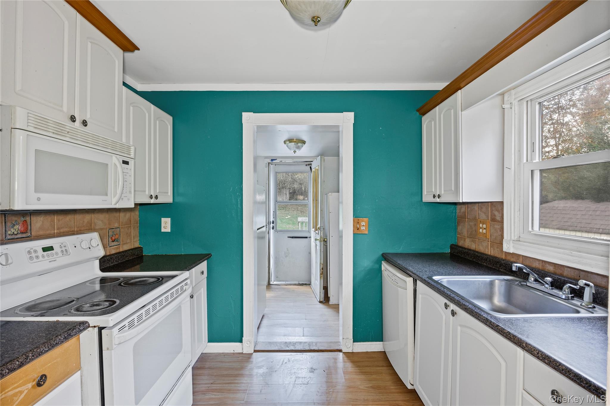 #11 photo, 10 West Street, サフォーク郡 Middle Island , NY 11953