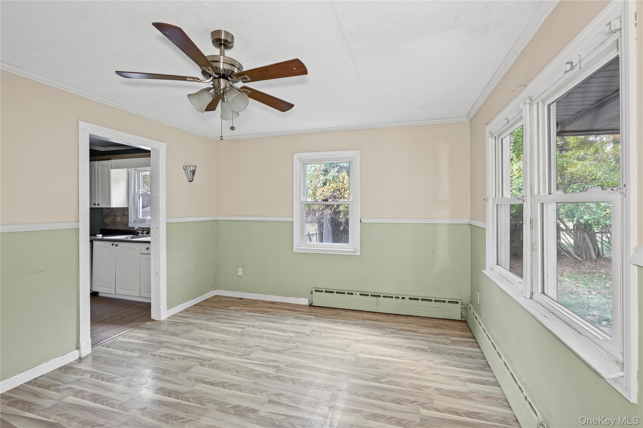 #8 photo, 10 West Street, サフォーク郡 Middle Island , NY 11953