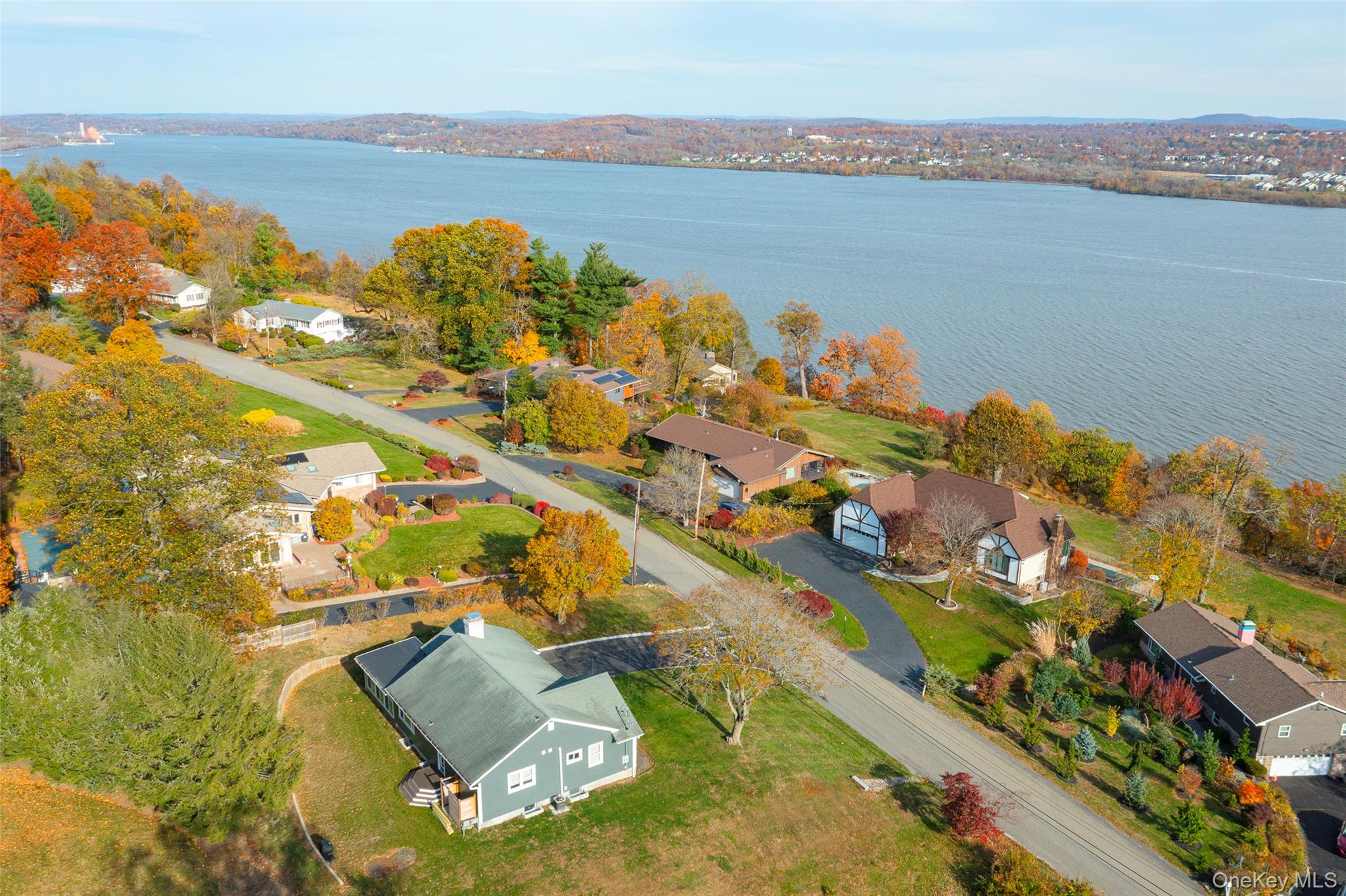 #3 photo, 39 Susan Drive, Balmville , NY 12550