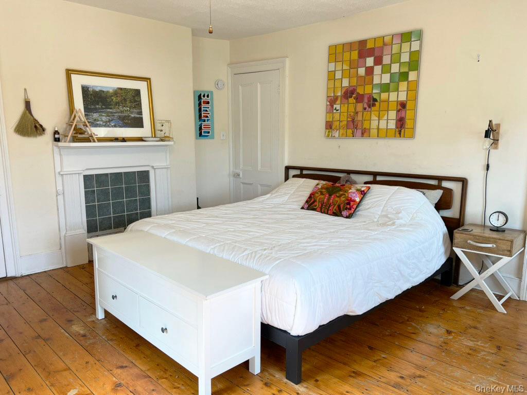 #13 photo, 369 Verplanck Avenue, Beacon , NY 12508