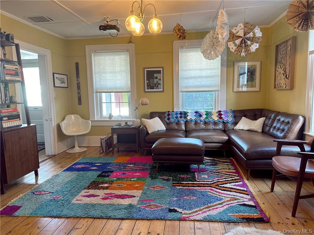 #2 photo, 369 Verplanck Avenue, Beacon , NY 12508