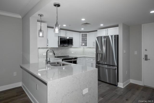 #2 photo, 100 Glen Street, Glen Cove , NY 11542