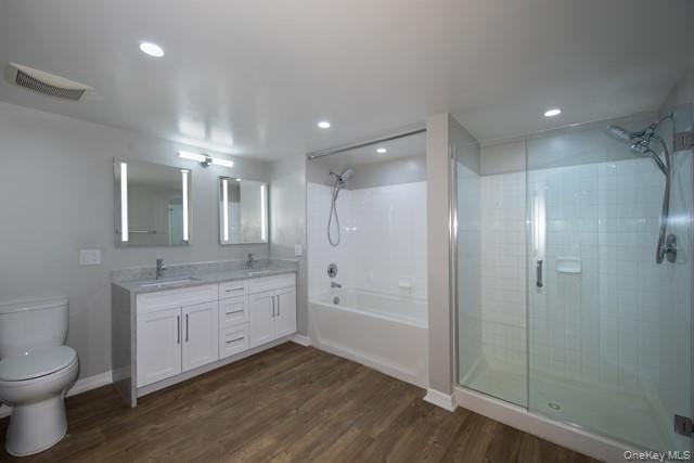 #7 photo, 100 Glen Street, Glen Cove , NY 11542