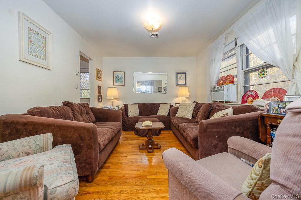 #17 photo, 17 Parker Boulevard, Monsey , NY 10952