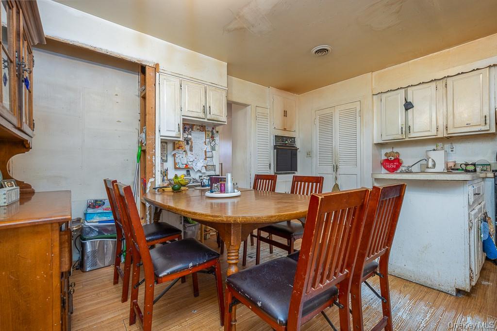 #19 photo, 17 Parker Boulevard, Monsey , NY 10952