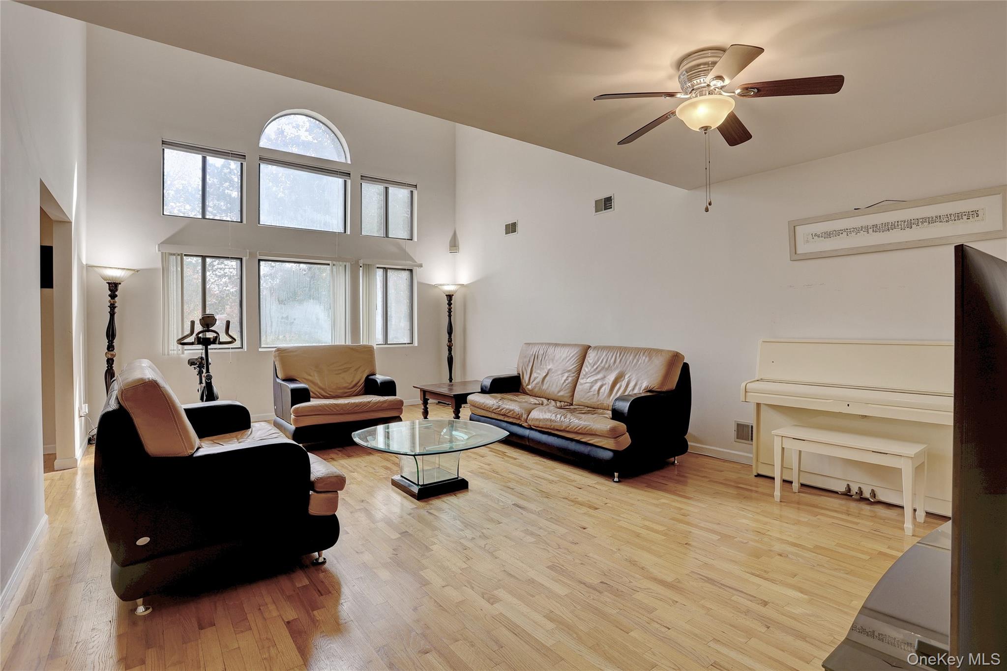 #4 photo, 44 Old Lake Road, Congers , NY 10920