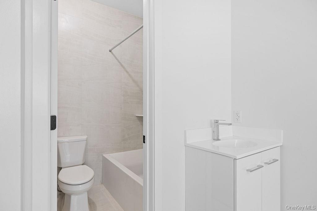 #13 photo, 472 W Central Avenue, Spring Valley , NY 10977