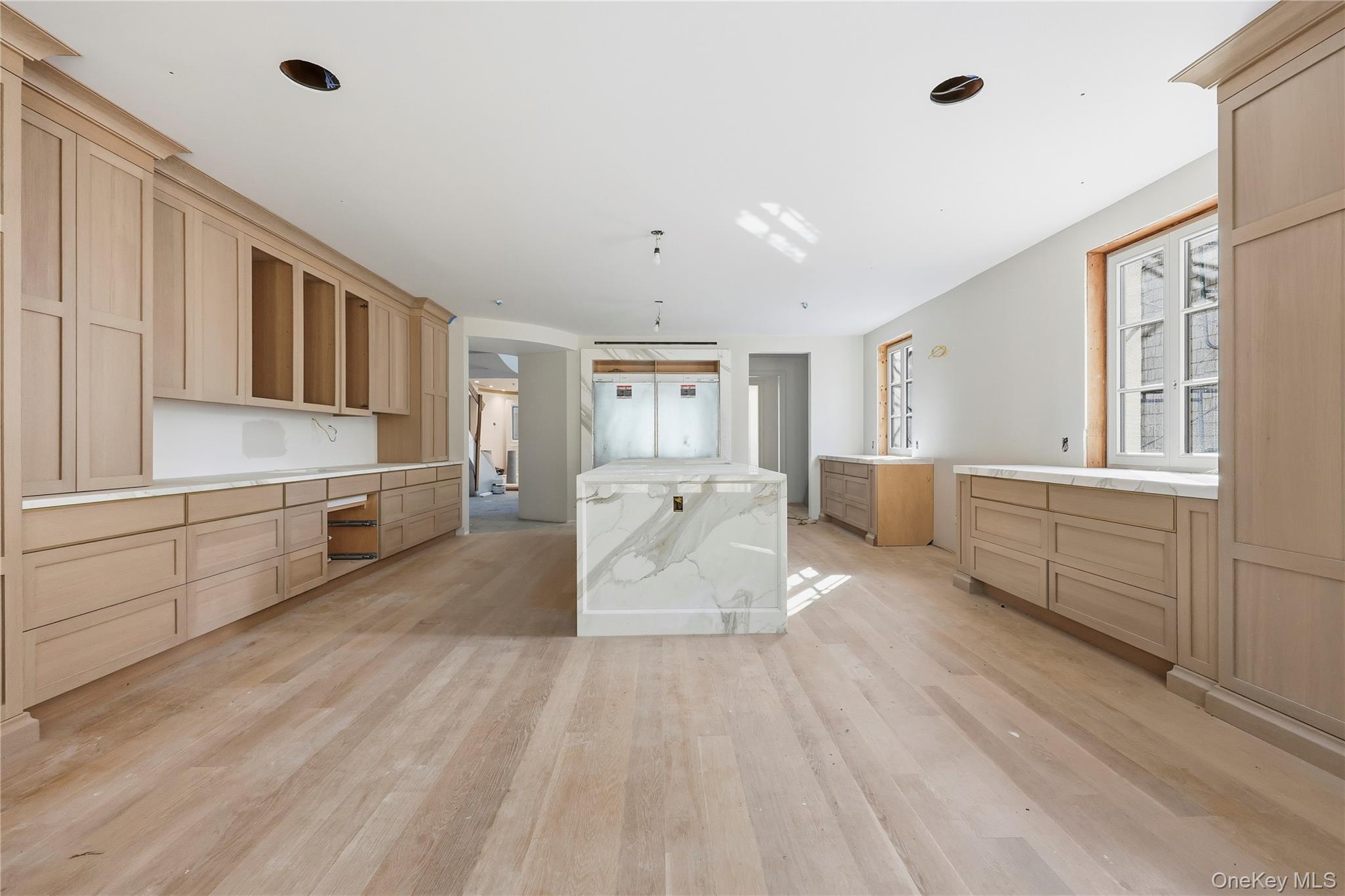 #2 photo, 156 Harborview, Lawrence , NY 11559