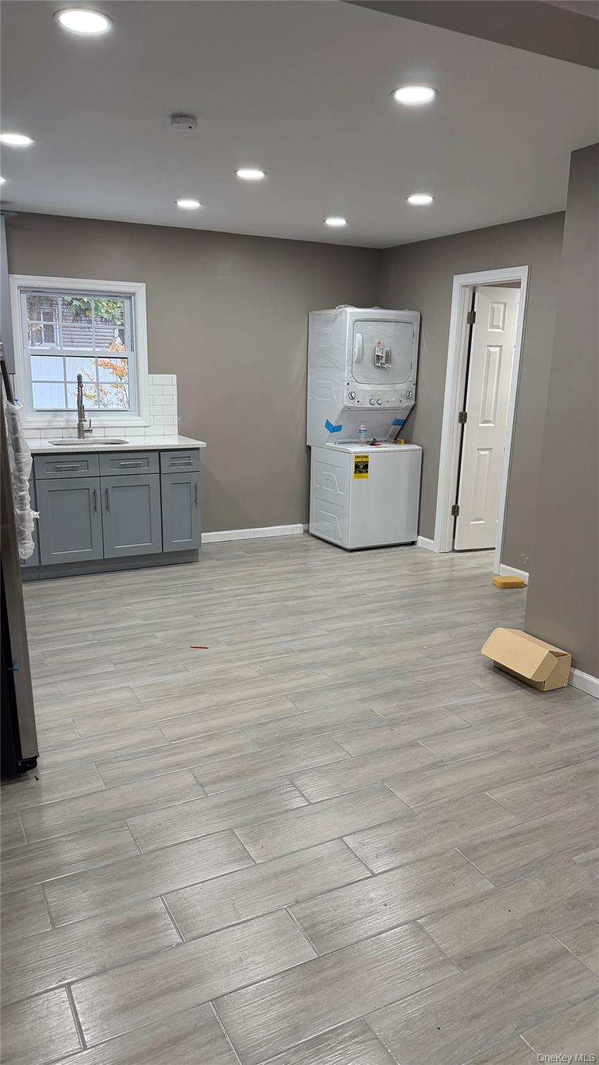 #8 photo, Brentwood, サフォーク郡 Brentwood , NY 11717