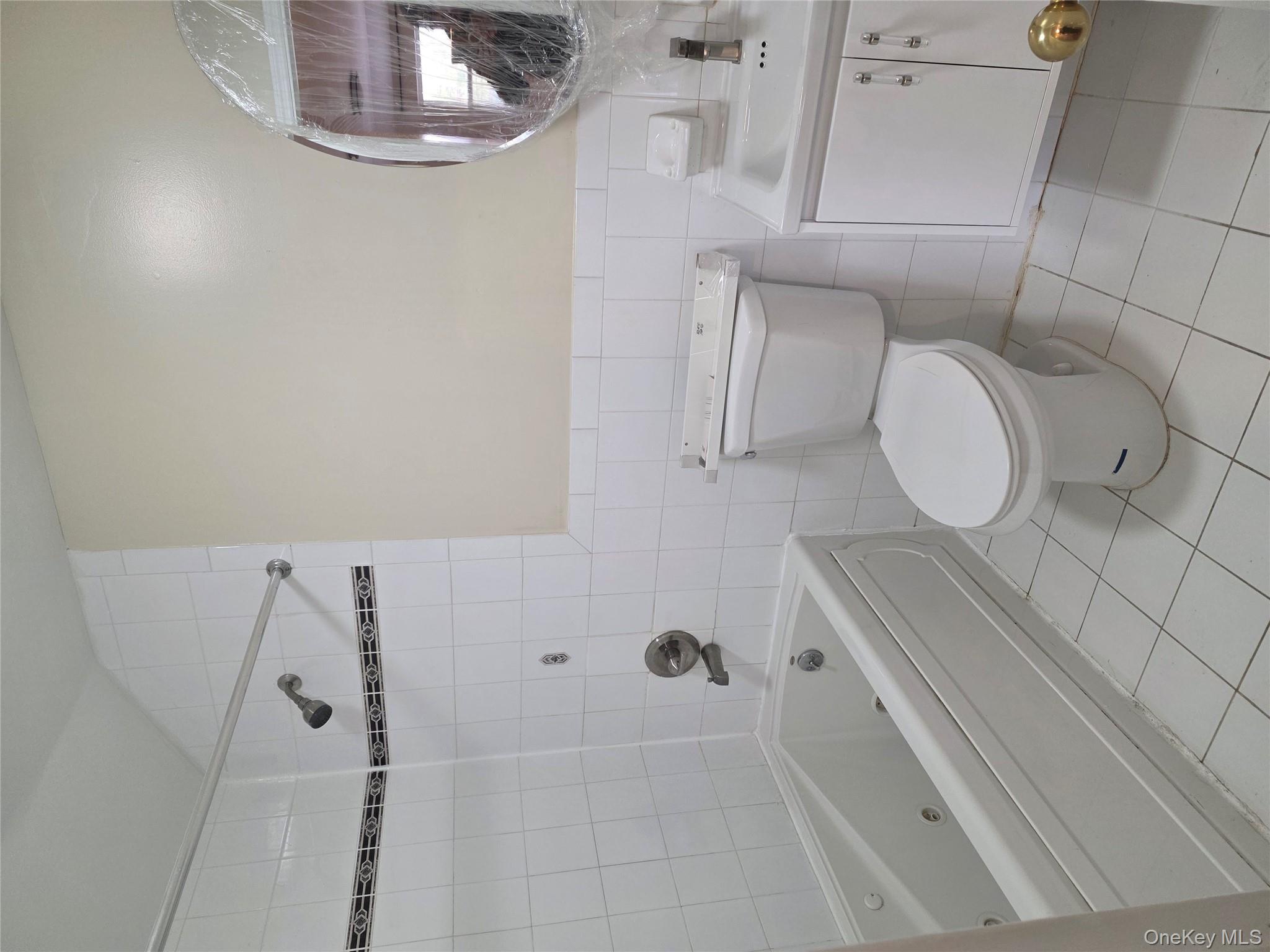 #5 photo, 10716 178th Street, Jamaica , NY 11433