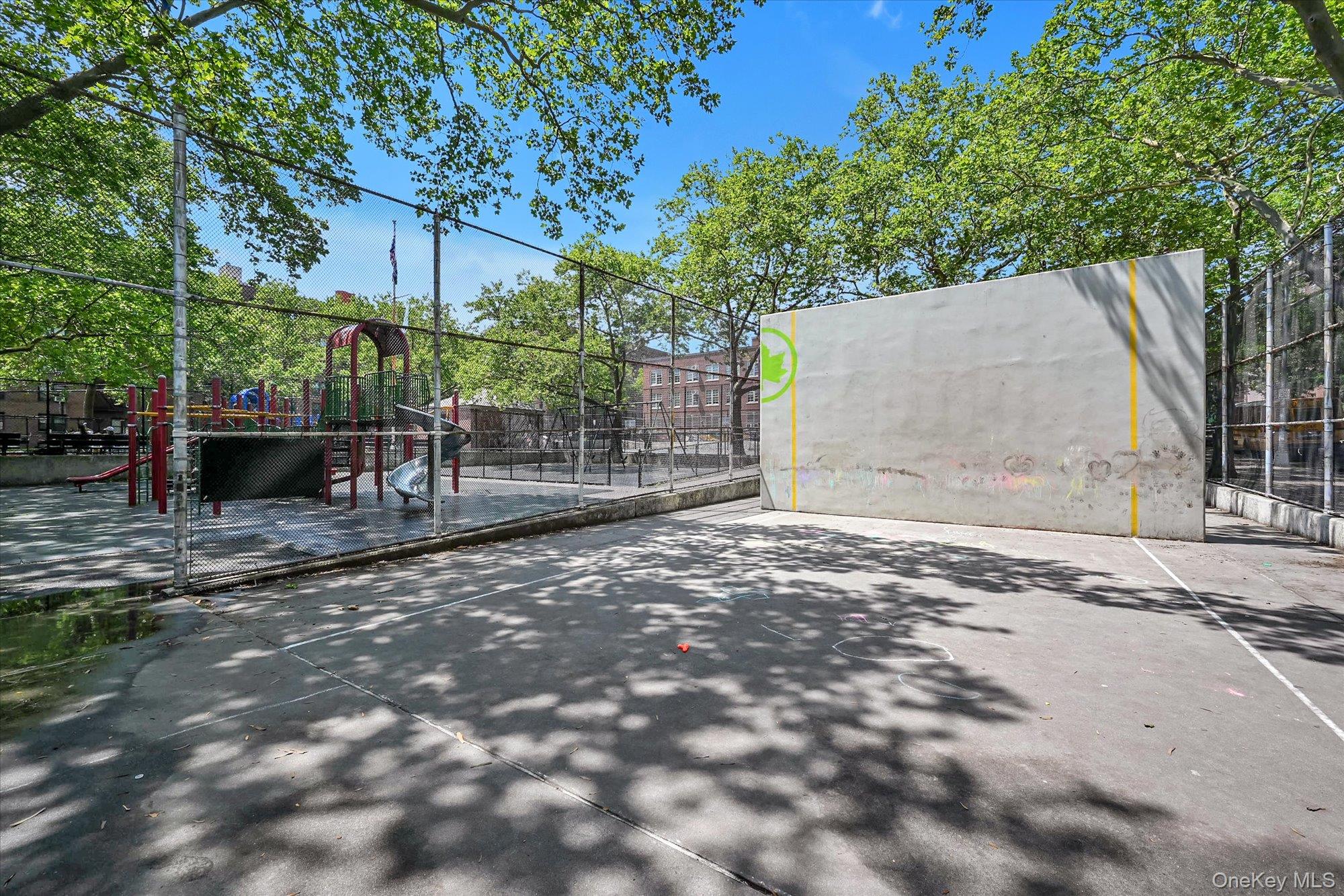 #13 photo, 65-05 Yellowstone Blvd., Forest Hills , NY 11375