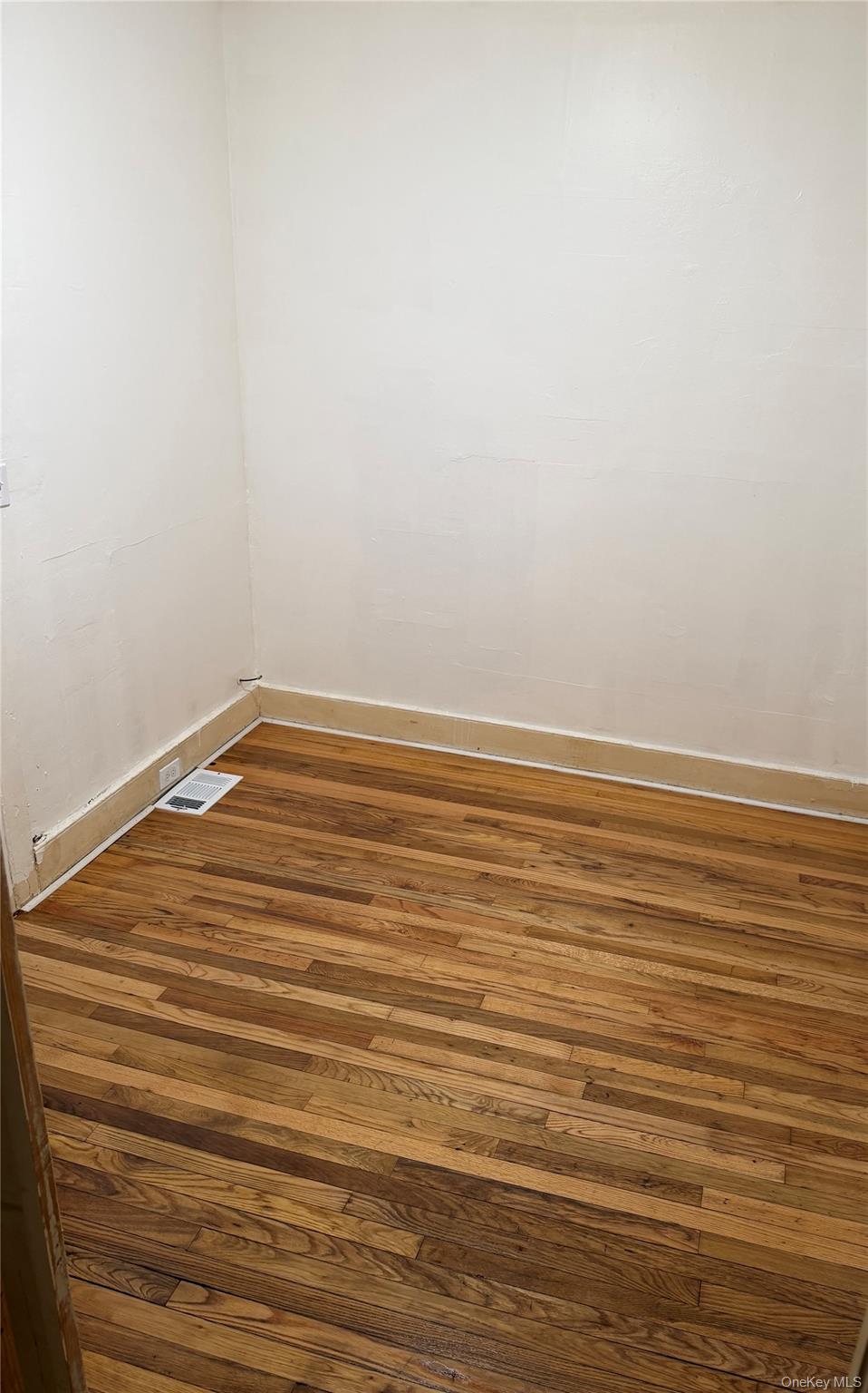 #10 photo, 6 Ulster Place, Port Jervis , NY 12771