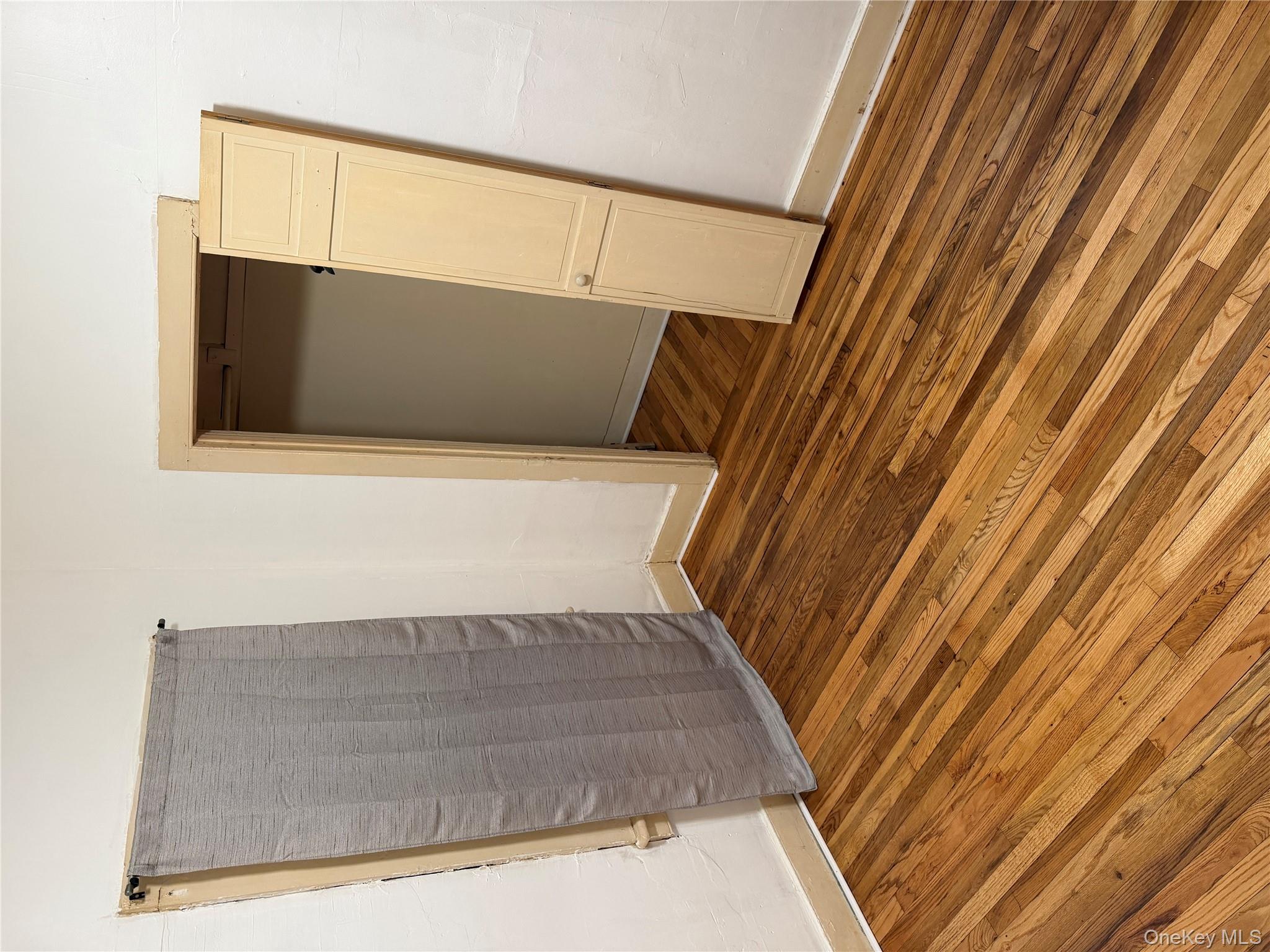 #7 photo, 6 Ulster Place, Port Jervis , NY 12771