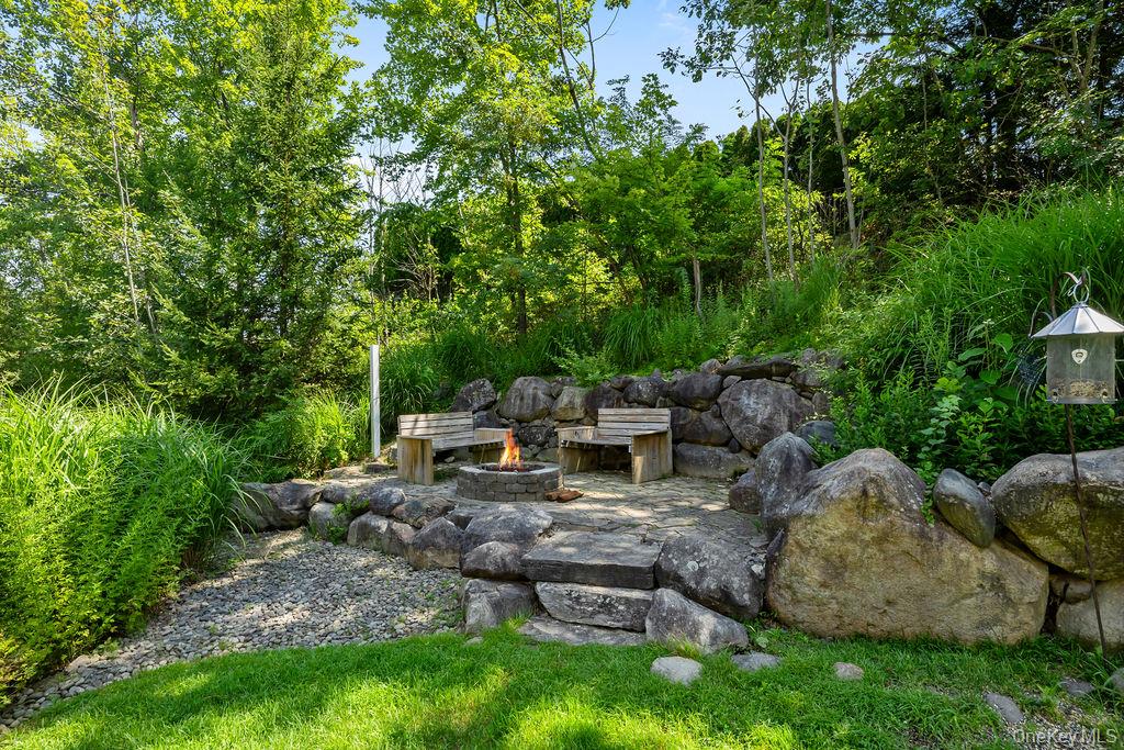 #5 photo, 4 Beaver Pond Court, Stony Point , NY 10980