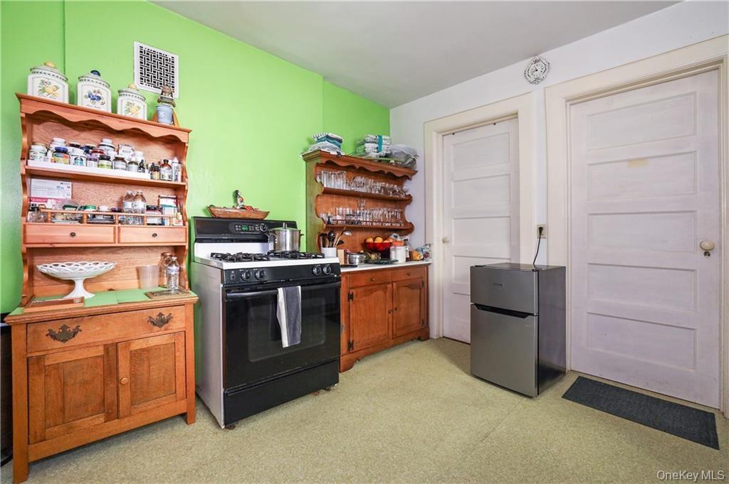 #14 photo, 51 Dekalb Avenue, White Plains , NY 10605