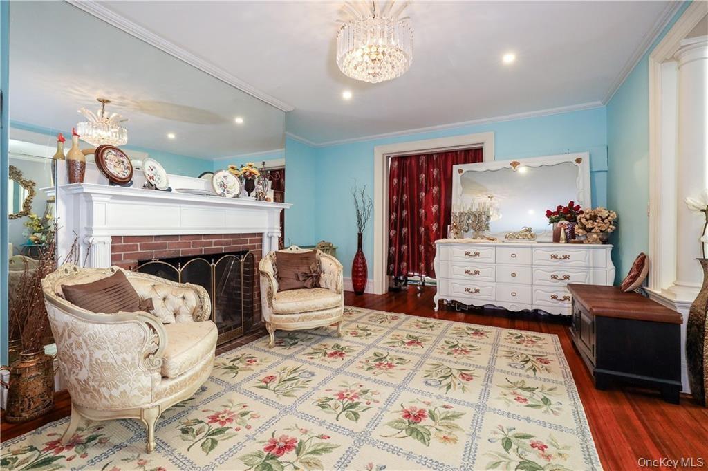 #8 photo, 51 Dekalb Avenue, White Plains , NY 10605