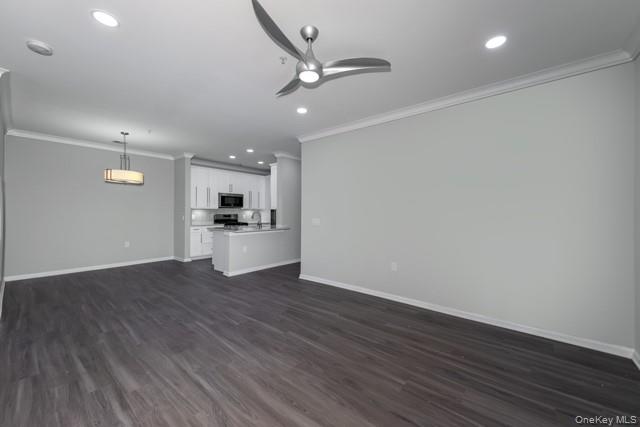 #5 photo, 1 Charles Pond Drive, サフォーク郡 Coram , NY 11727