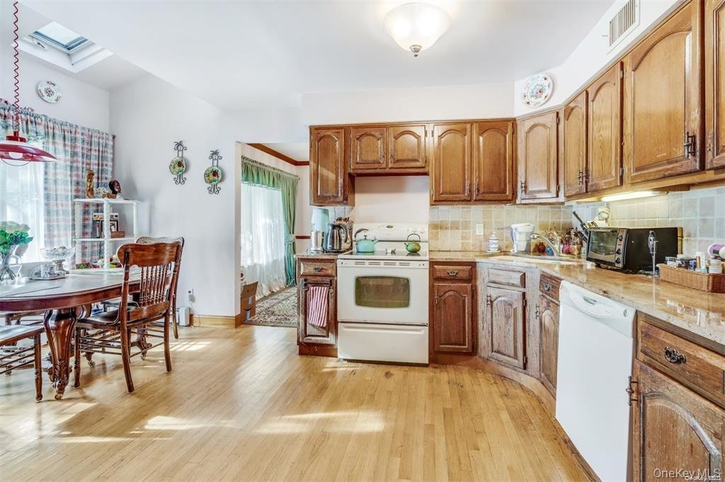 #4 photo, 474 Route 25A, Saint James , NY 11780